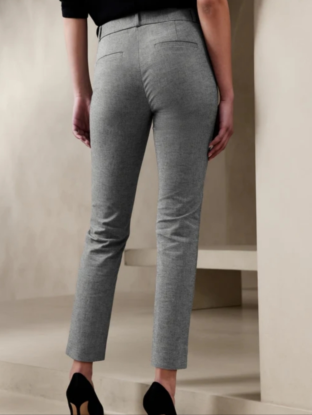 Banana Republic Sloan Curvy Fit Ankle Trousers – Gray. Size 6 (Like New) - Picture 3 of 16